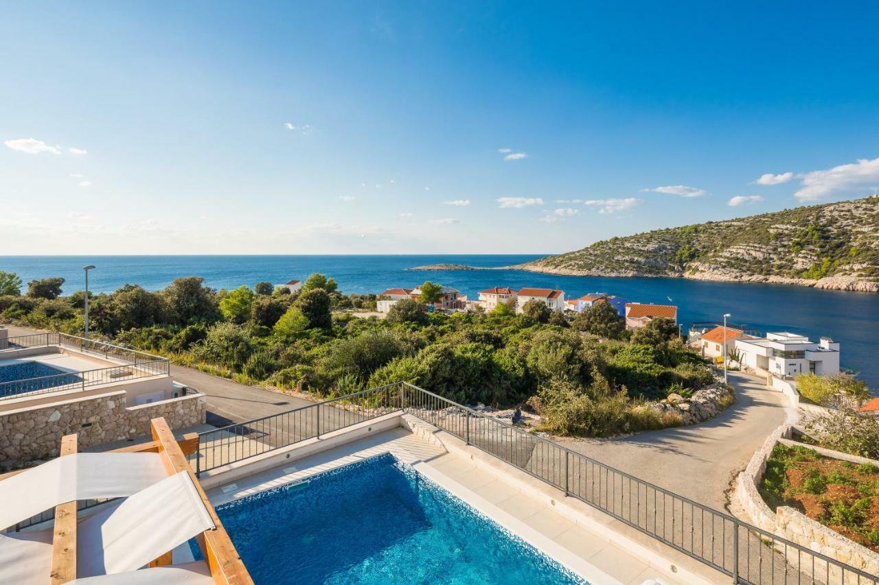 Villa Diomedes With The Sea View And The Pool Rogoznica  Exteriör bild